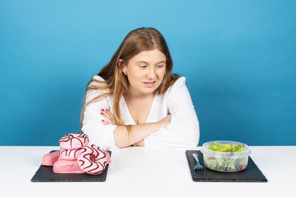 woman-looking-with-frustrated-face-salad_221194-2023.jpg
