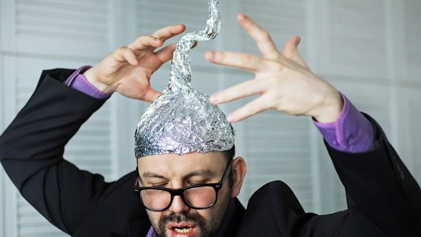 bearded-funny-man-cap-aluminum-foil-concept-art-phobias-conspiracy-theory-conspiracy-insanity_494741-30267.jpg